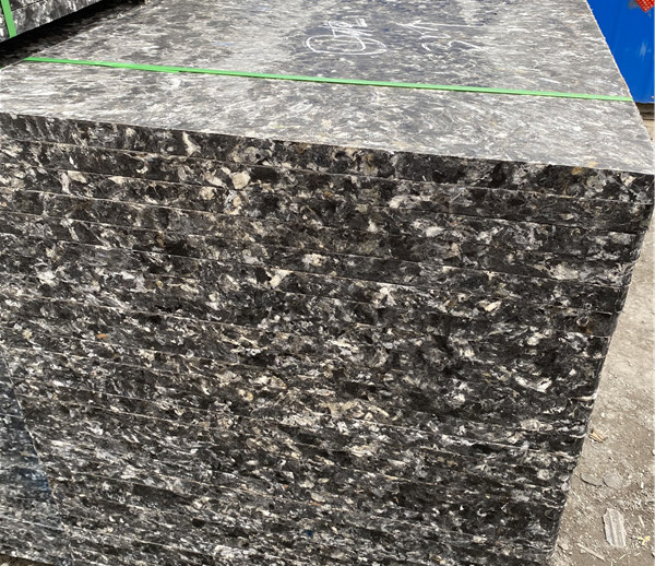 Fiberglass pallet